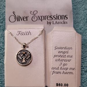 Elegant Silver Chain Necklace